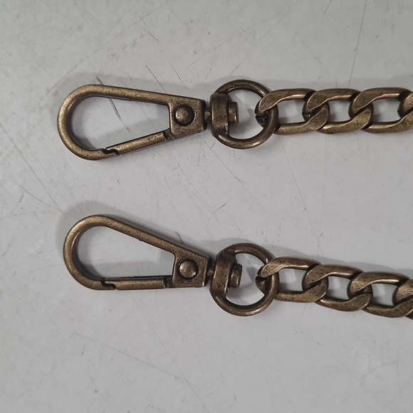 NEW Unbranded CROSSBODY CHAIN - Picture 2 of 4